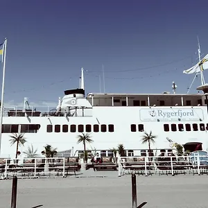 Rygerfjord & Bateau-hôtel Ville de Stockholm